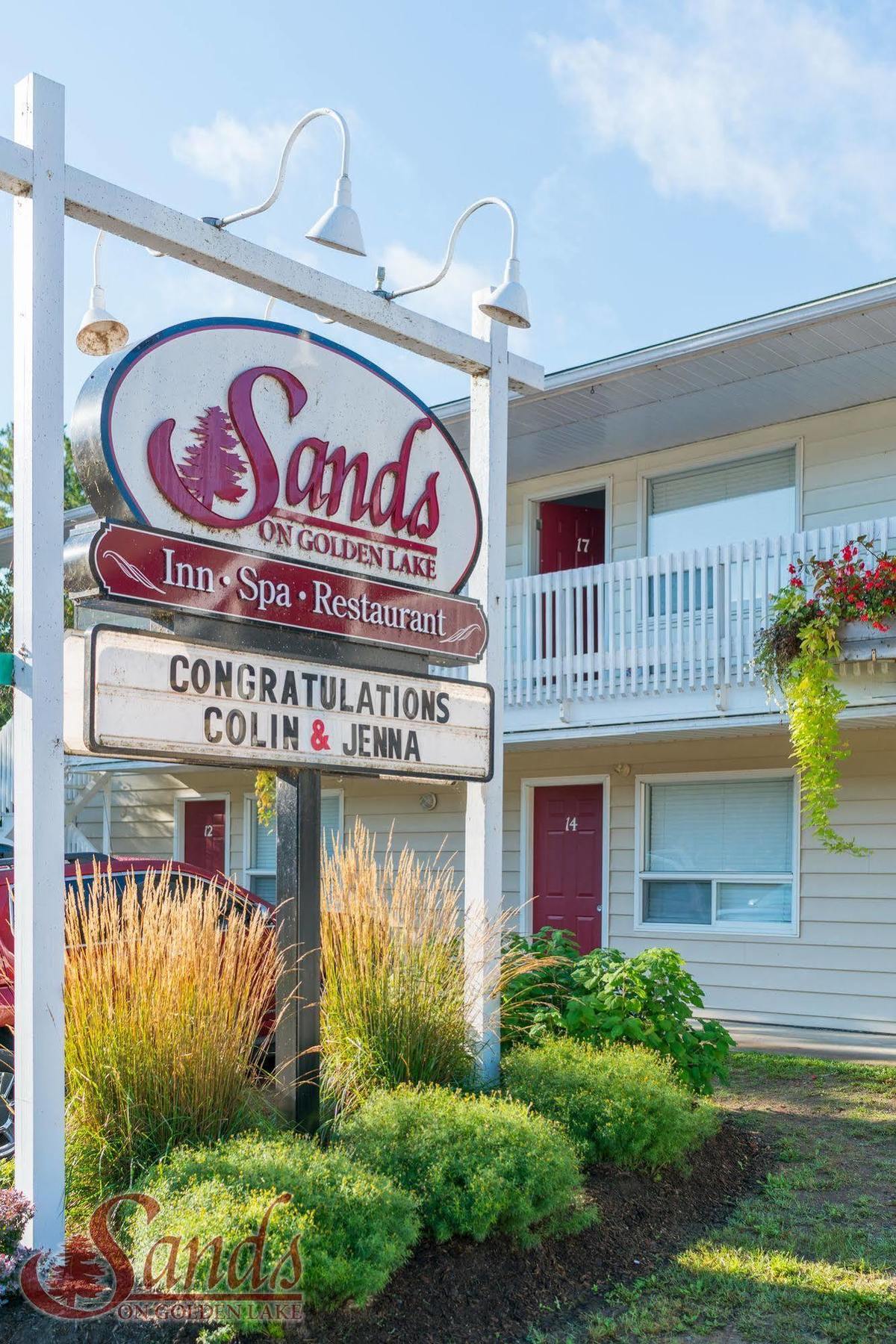 Sands On Golden Lake Exterior foto